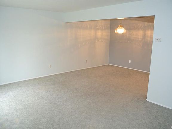 4th image of 29564 City Dr #3