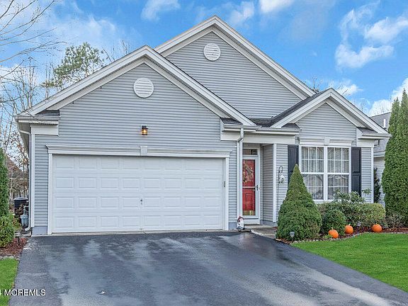 3rd image of 3 Woodstock Court