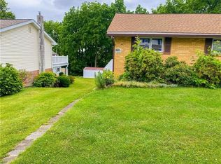 3001 S 4th St APT B, Whitehall, PA 18052