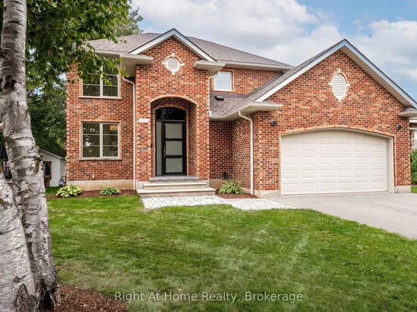 310 Briarhill Dr, Stratford, ON N5A 7S2