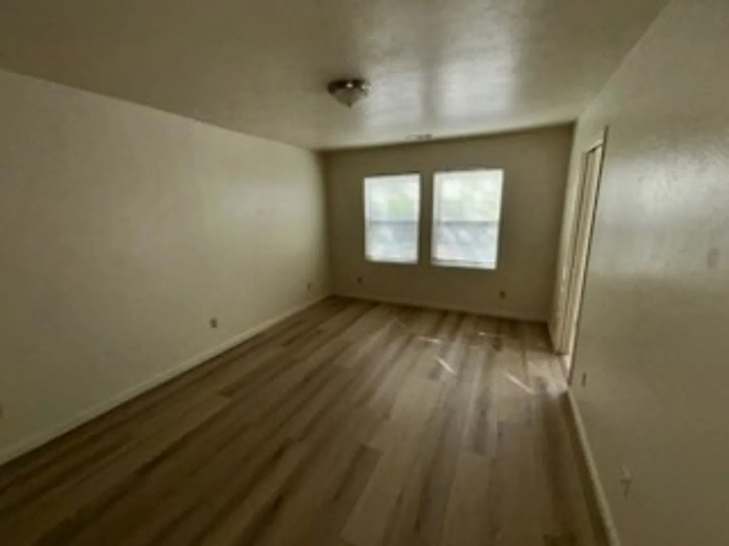 Coming Soon!! 2 Bedroom 2 Bath In Sacramento — Photo 4