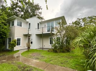 83 Magnolia Ave, Charleston, SC 29403