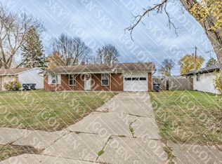 8501 W Pleasant Rd, Yorktown, IN 47396