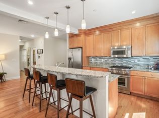 141 Harvey St #1, Cambridge, MA 02140