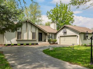 621 S Sappington Rd, Saint Louis, MO 63122