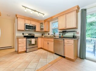 5 Lakeview Rd #0, Essex, MA 01929