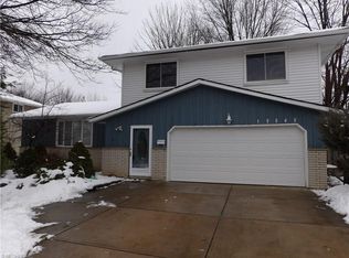 13542 Trenton Trl, Middleburg Heights, OH 44130