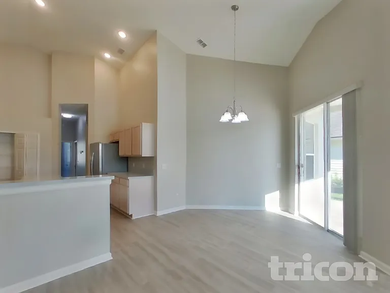3264 Abbeyfield Dr E — Photo 5