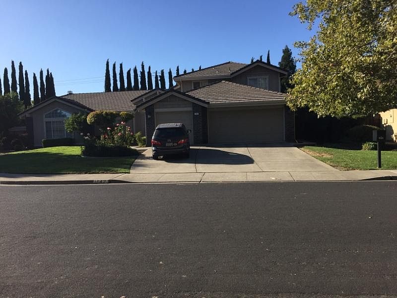 2nd image of 1042 Brightwood Ct