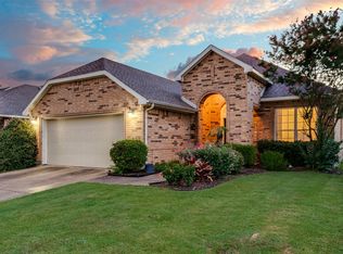 7007 Chackbay Ln, Dallas, TX 75227