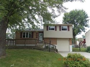 107 Wickham Farm Dr, Englewood, OH