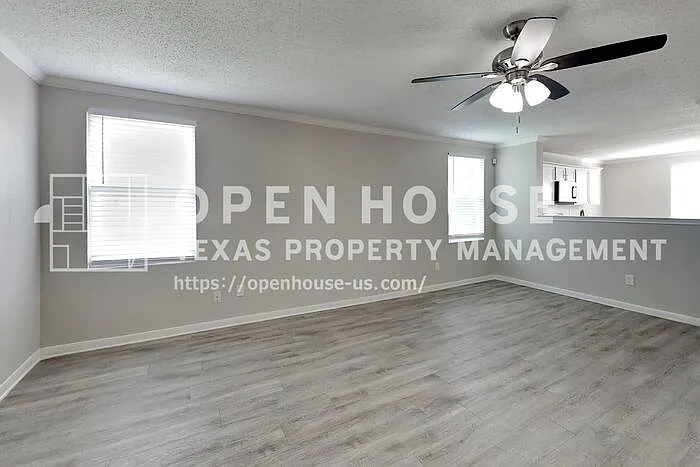1008 Conner Ct — Photo 3