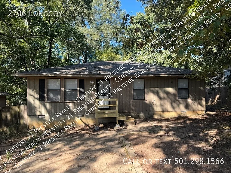 2706 Longcoy St — Photo 1