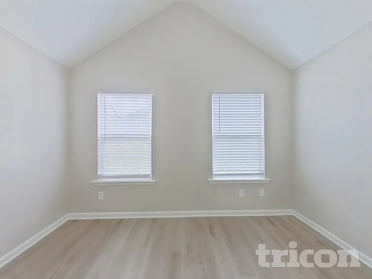 158 Bonhomme Cir — Photo 7