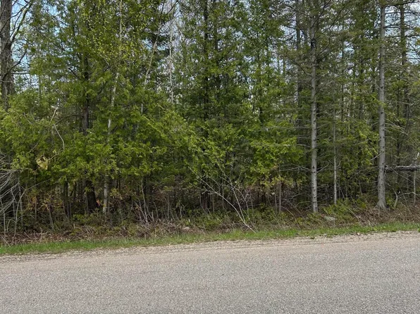 13792 N Mackinaw Hwy, Mackinaw City, MI 49701