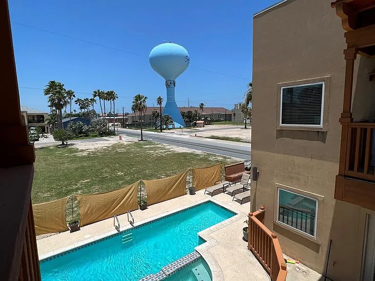 W Mesquite St — Photo 19