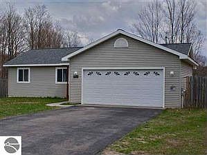 2nd image of 2293 Grouse Dr