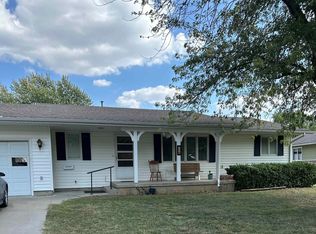 520 N 9th St, Towanda, KS 67144