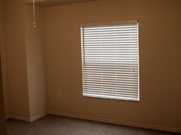 master bed1