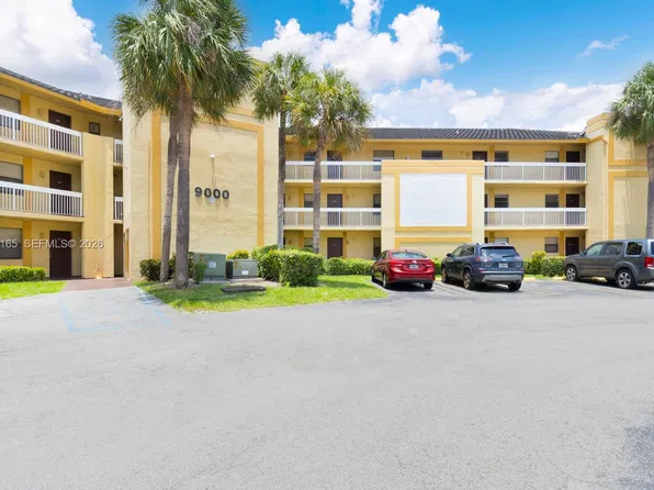 9022 NW 28th Dr, Coral Springs, FL