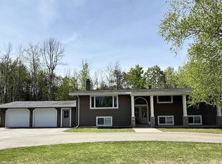 W6896 2nd Rd, Menominee, MI 49858