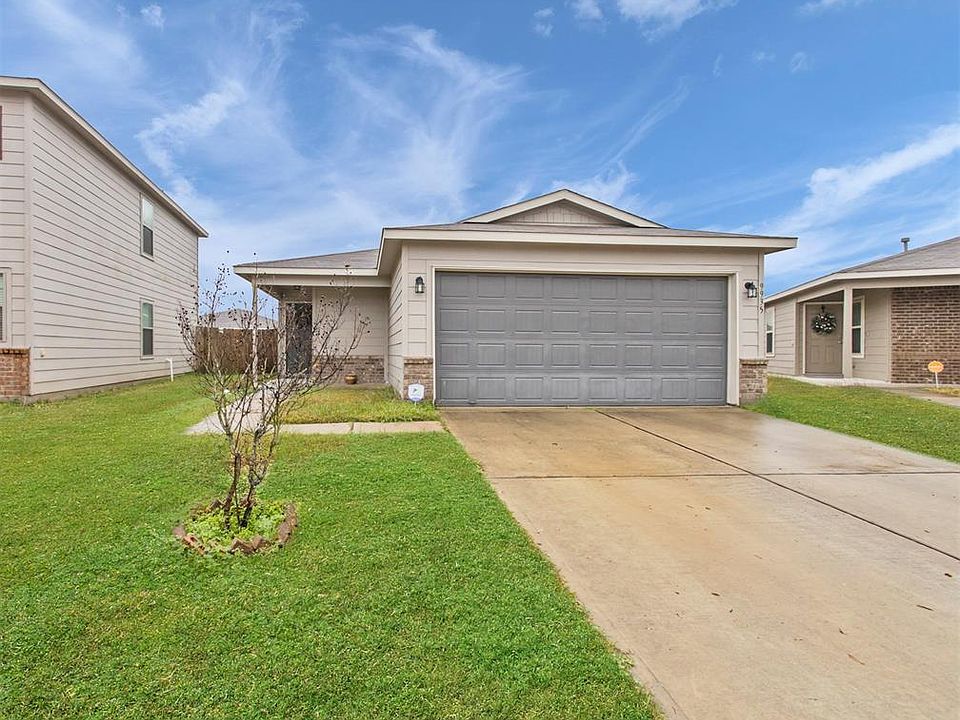 1st image of 9935 Waldens Pond Ct