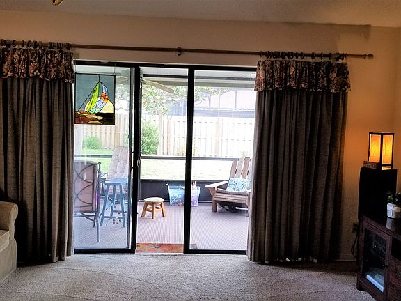 5th image of 1015 Cox Ct