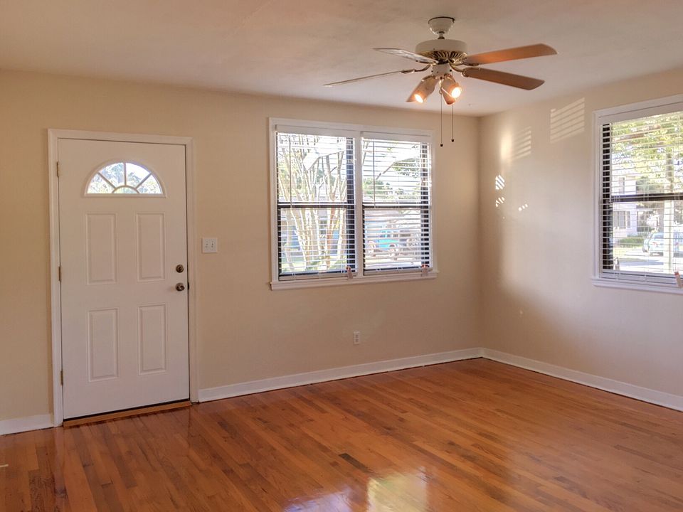 2nd image of 515 Hopkins St