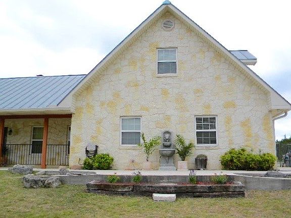 5th image of 3261 Medina Hwy