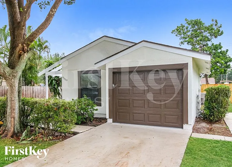 4559 Appaloosa St — Photo 1