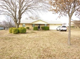 1517 S Westmoreland Rd, Glenn Heights, TX 75154