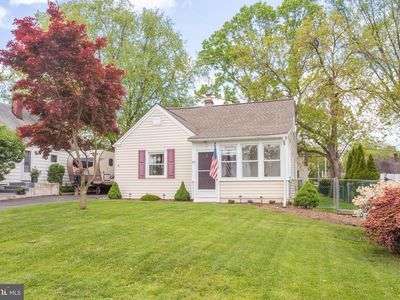 43 Green Ln, Aston, PA, 19014