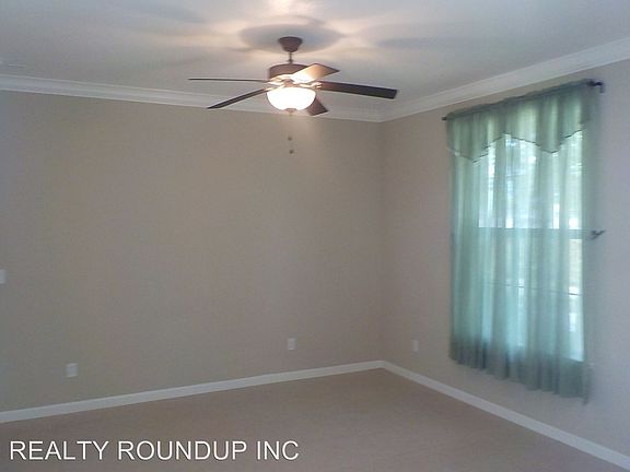 4th image of 4554 Cardona Ln