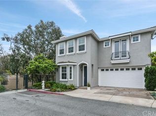 2102 Canyon Cir, Costa Mesa, CA 92627