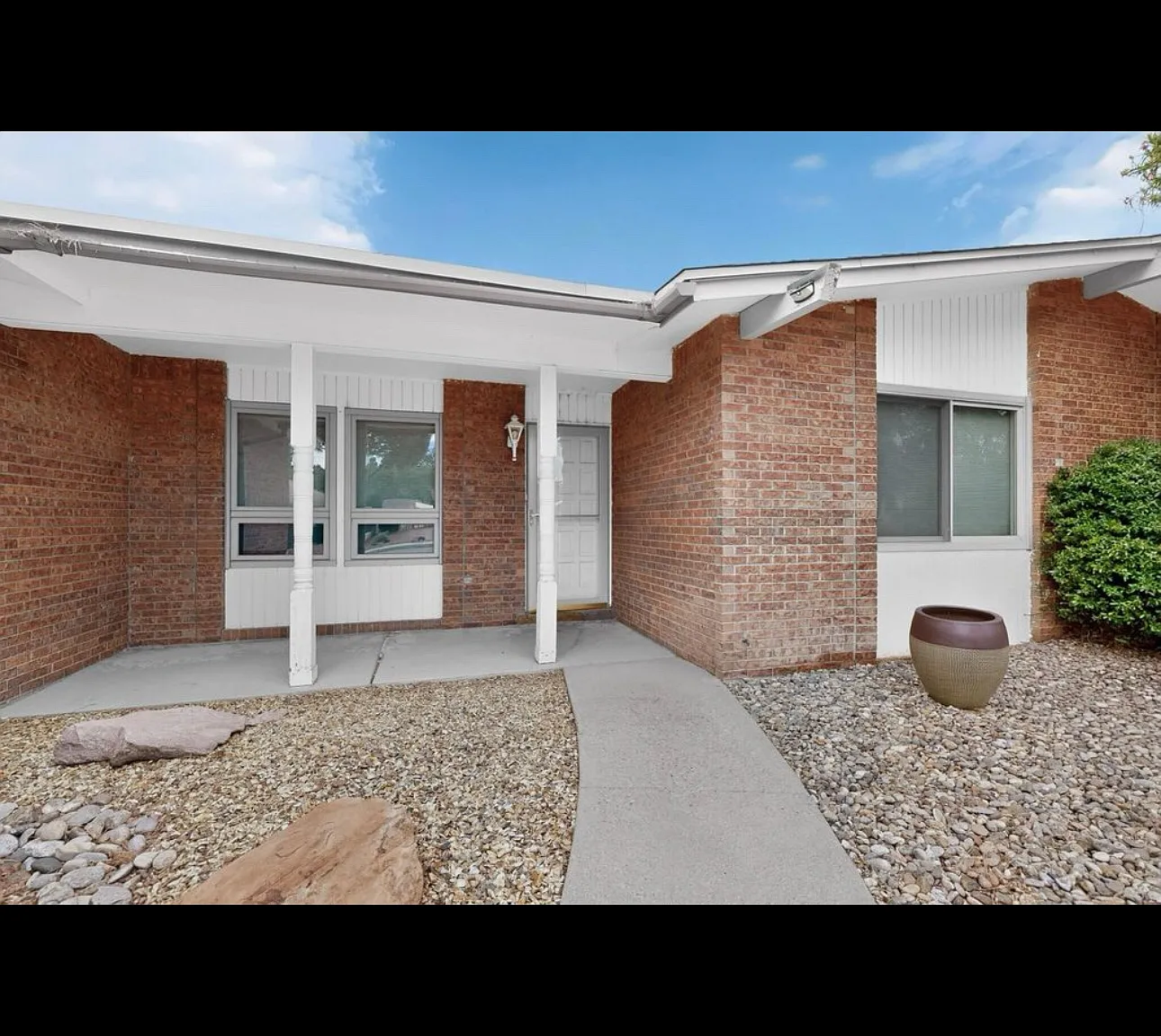 8605 Northridge Ave NE — Photo 3
