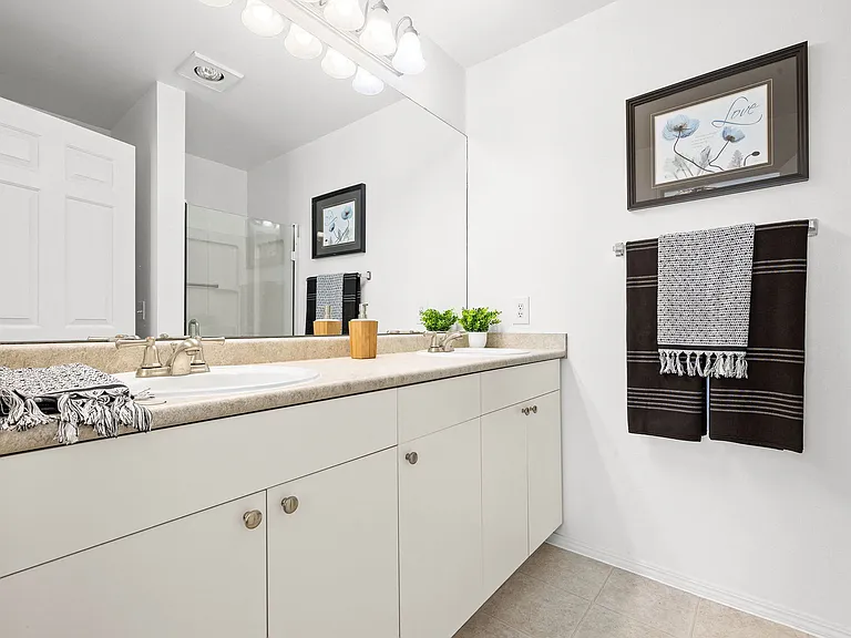 Bella Vista — Photo 19