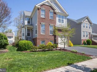 43448 Quentin St, Chantilly, VA 20152