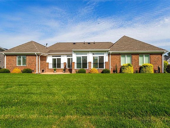 2nd image of 4114 River Park Dr