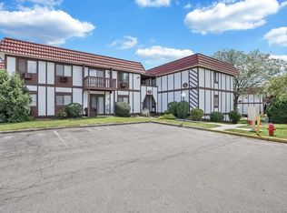 13 Skyline Dr, Fishkill, NY 12524