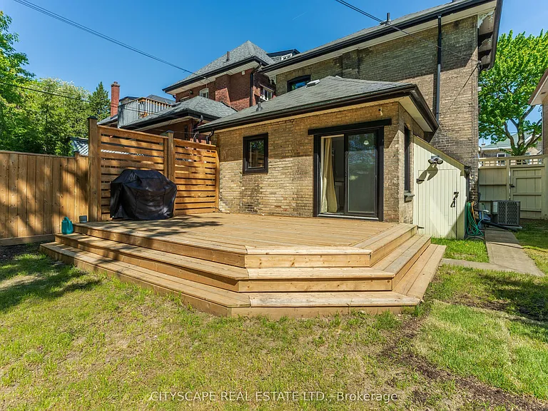 29 Arthur St — Photo 16