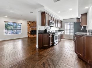 1955 Anaheim Ave #1, Costa Mesa, CA 92627