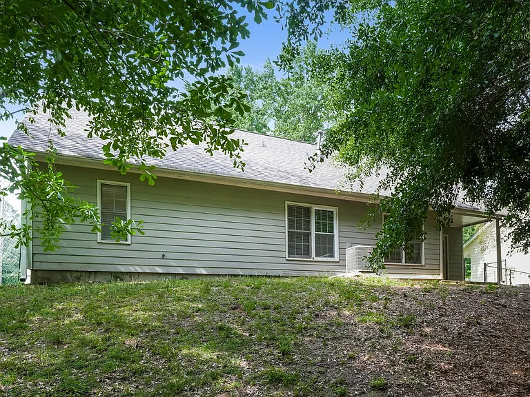 3580 Traddsprings Way — Photo 16