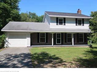 377 Pond Rd, Manchester, ME 04351