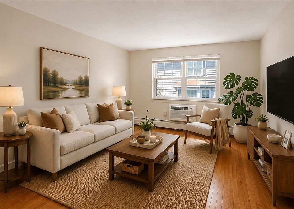1st image of 31 Pond St APT 22