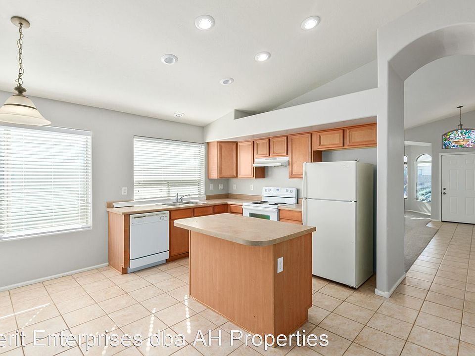 1st image of 28559 N Coal Ave