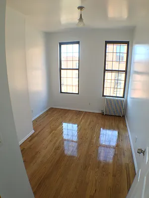 Rented by Triplemint | media 7