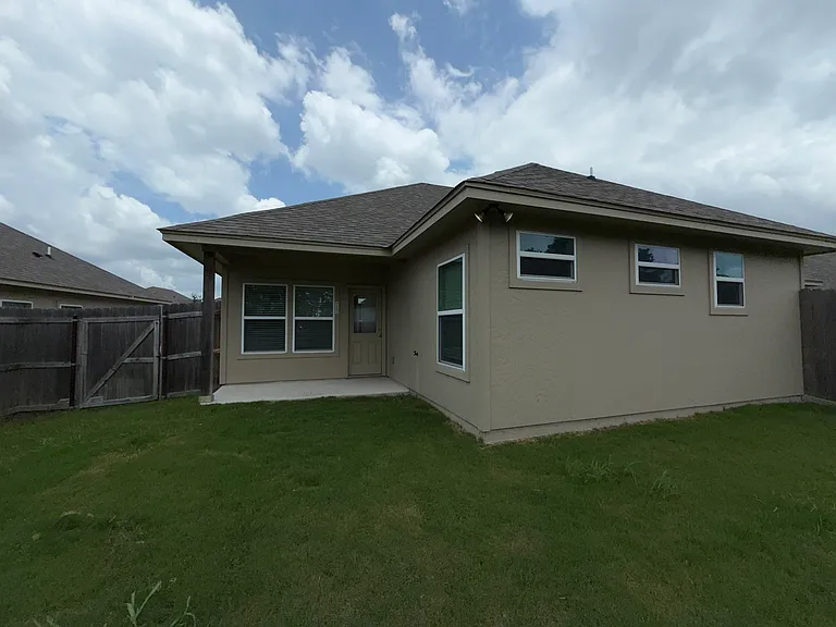 3314 Fenway Cir — Photo 19
