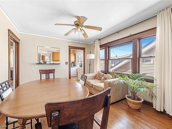4th image of 2114 Elbur Ave