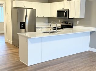 16427 Farm Ave #8, Eagle River, AK 99577
