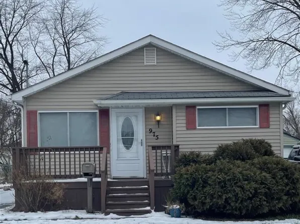 975 Hubbard Ave, Flint, MI 48503